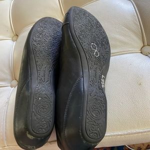 Clarks comfort flats dark navy leather sz 8 guc